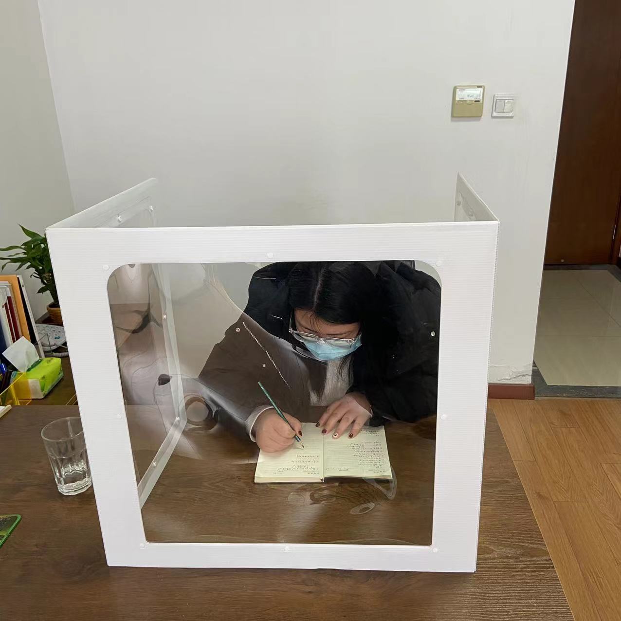 desktop shield (5)